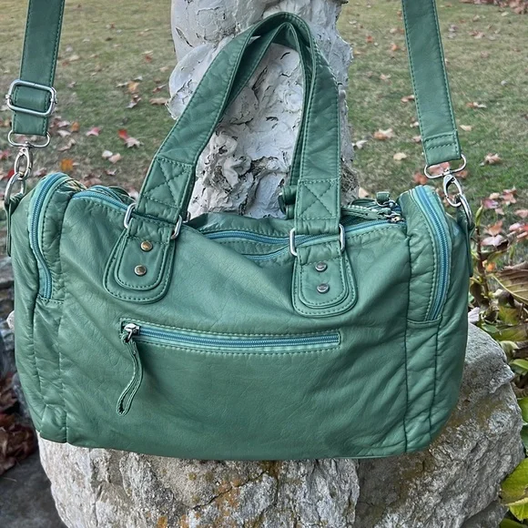 EUC Scarleton Faux Leather Crossbody/Shoulder Bag - Picture 6 of 15